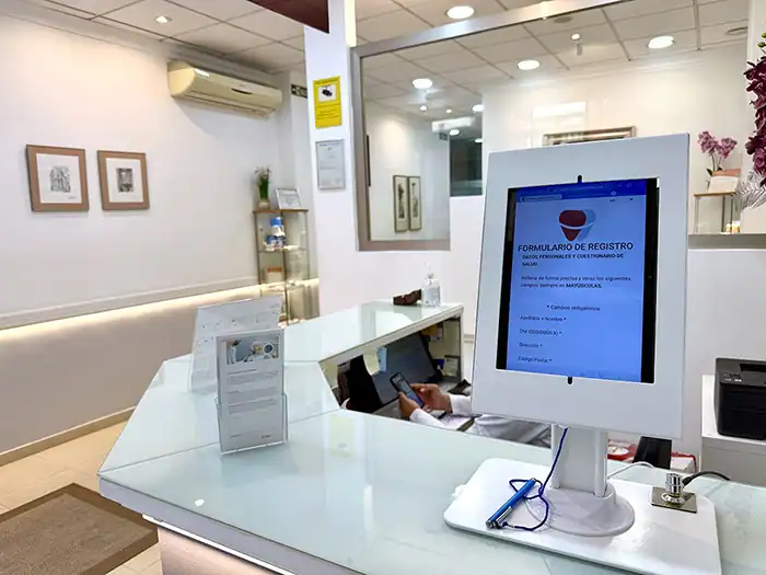 Recepci&oacute;n de Biodental Center